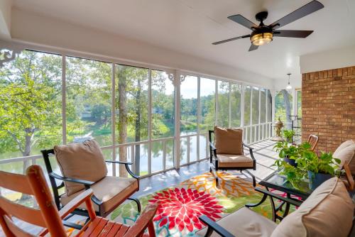 Jefferson Casa | Lakefront Retreat in Jefferson with Screened Porch!