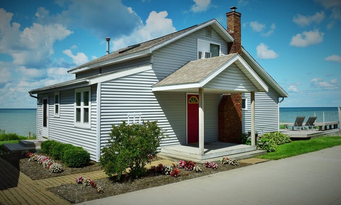 Madison-on-the-Lake Casa | Alquiler de casa frente al lago!