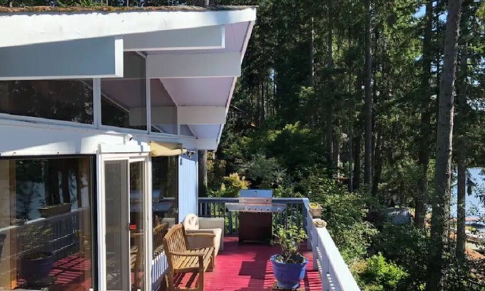 Burley Chalet De Esquí | Lakehouse Chalet - quiet, peaceful home on a lake