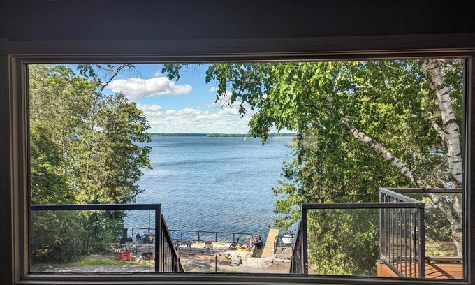 Prince Edward Cabaña | Lakehouse in Prince Edward County. Private Dock. Pet Friendly!