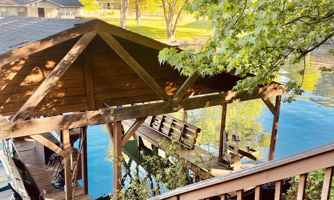 Piney Casa | Lakehouse with 3 Decks, 2 Covered Boat Slips & Swim Dock!!