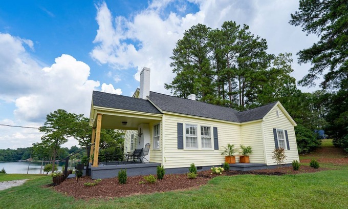 Seneca Casa | Lakehouse with Private Dock!