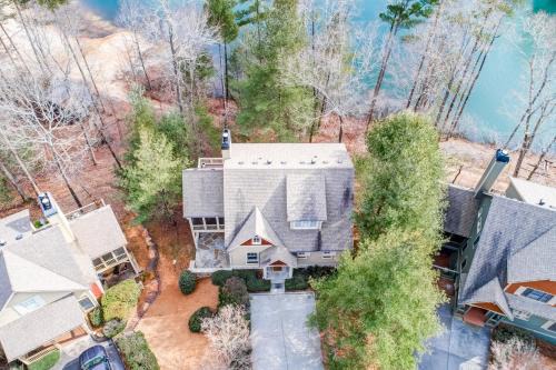 Big Canoe Casa | Lakes Edge Lodge - Water Views Community Golf