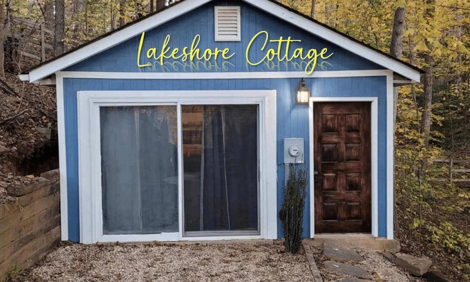 Lynn Cabina | Lakeshore Cottage Lake Lanier | Privacy, Free Wifi