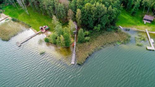 Dvarcenai Casa | Lakeshore house