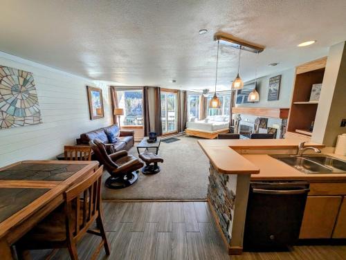 Lakeside Village Casa | Lakeside 1485 by SummitCove Lodging