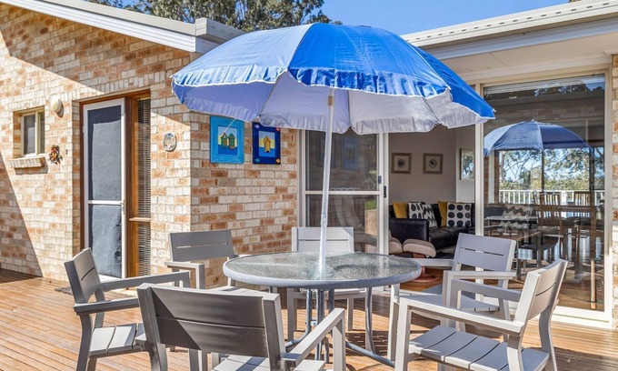 Merimbula Apartamento | Lakeside Apartment- By the water edge