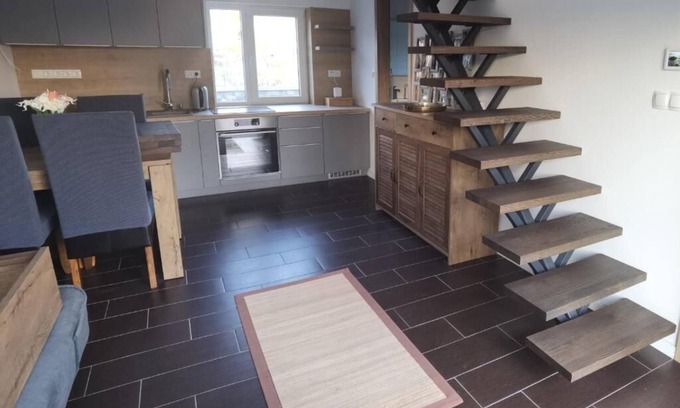 Badacsonytordemic Apartamento | Lakeside Bliss: Your Perfect Getaway at Lake Balaton. 6-8bed, kitchen, terrace