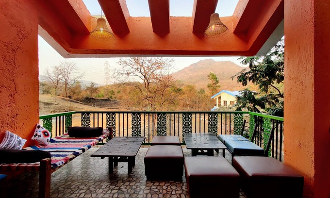Khalapur Casa | Lakeside Boheme Inn