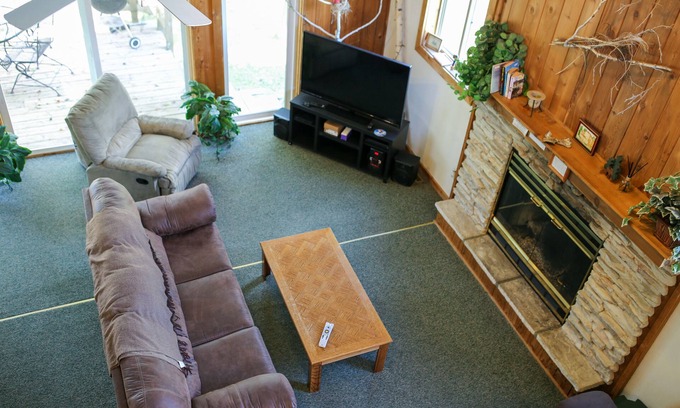 Tomah Casa | Lakeside Paradise Home en Birch Lake. Duerme hasta 12 personas.