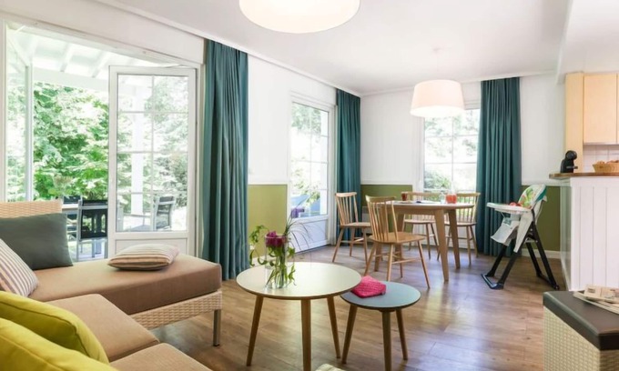 Chamouille Casa | Lakeside Cottage Premium by Interhome