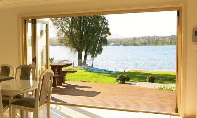 Primbee Casa | Lakeside Cottage Primbee - Posición absoluta frente al mar