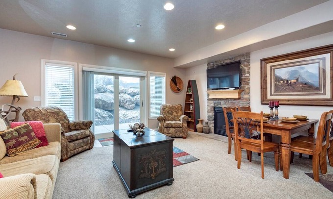 Ogden Casa | Lakeside Escape | Pool | Hot Tub | Game Rm