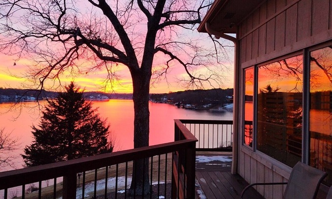 Bella Vista Casa | Lakeside Getaway