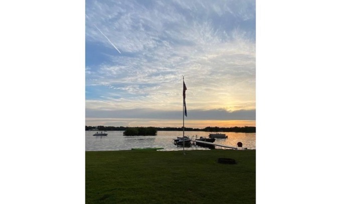 Decatur Cabaña | Lakeside Getaway