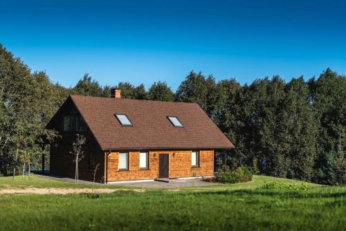 Cervonka Casa | Lakeside holiday house "Beavers" Bebruciems