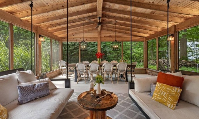 Lakeside Casa | Lakeside Home With 40 FT of Private Beach!