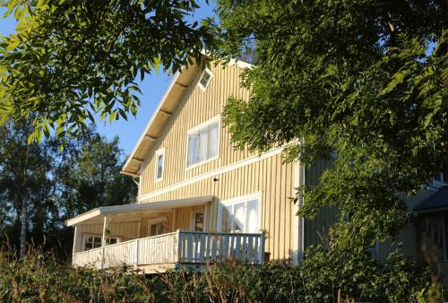 Ramvik Casa | Lakeside House, Storstugan