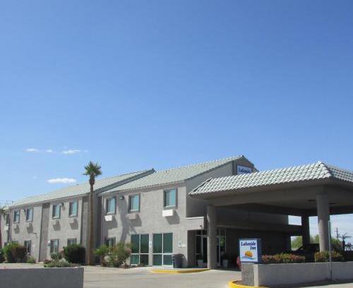 Lake Havasu City Hotel | Lakeside Inn Lake Havasu City