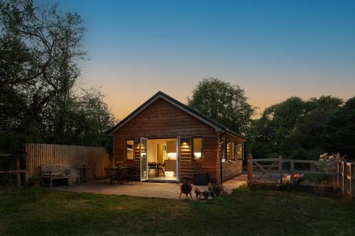 Eastleigh Casa | Lakeside Lodge
