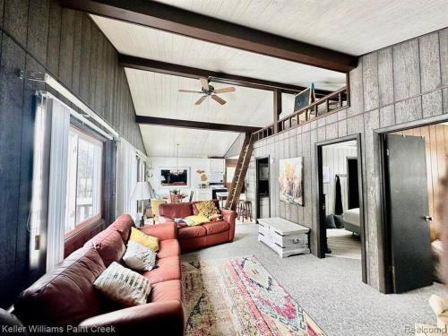 Port Hope Casa | Lakeside Loft - Walk to Lighthouse County Park