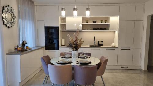 Sarvar Apartamento | Lakeside Luxury Apartman Sárvár