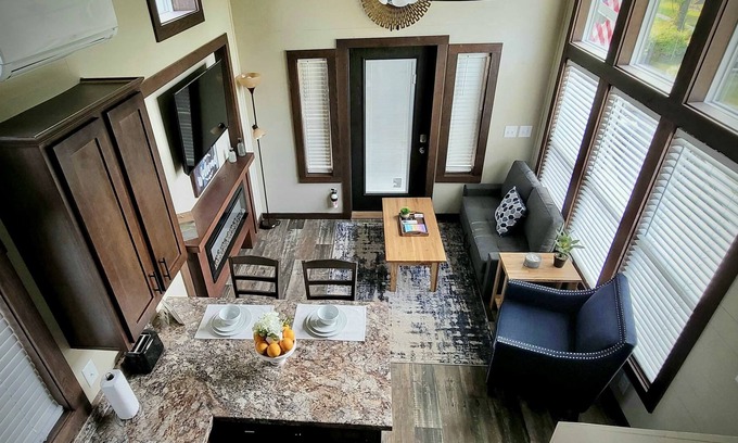 Ten Mile Casa | Lakeside! - Our Sunfish Tiny-Home