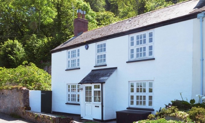 Torpoint Cabaña | Lakeside, MILLBROOK