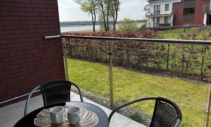 Ostroda Apartamento | Lakeside Promenade View Sunset Studio