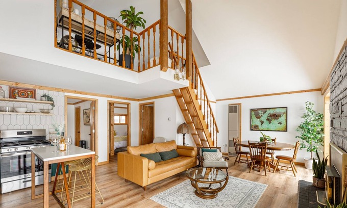 Mancelona Casa | Lakeside Retreat: 2 Newly Remodeled 2BR Homes, Sleeps 12
