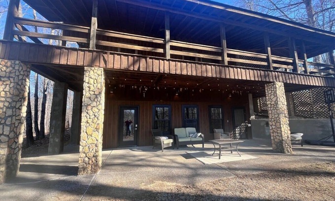 Franklin Cabina | LakeTrail Modern Cabin Apt / Hot tub (opt) LT5