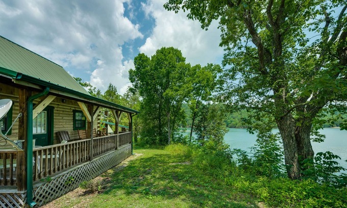 Allons Cabina | Lakeview Cabin en Marina en Dale Hollow Lake, cerca del parque estatal Standing Stone