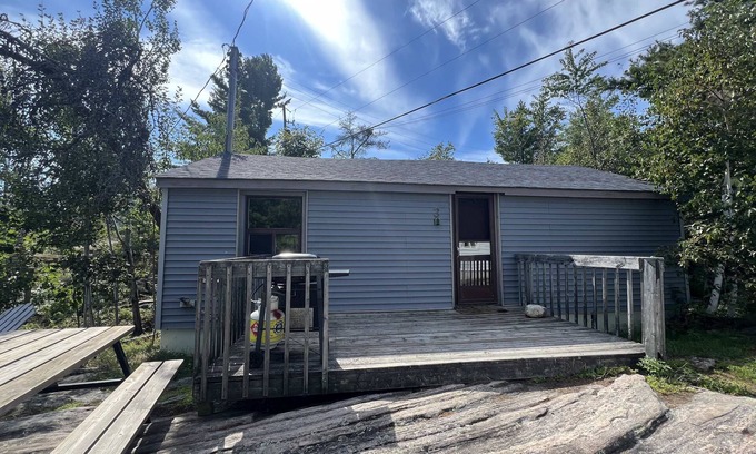 Carling Cabina | Lakeview Cabin in Georgian Bay - Rockwood #3