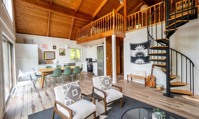 Tolland Casa | Lakeview Cottage on Otis Reservoir