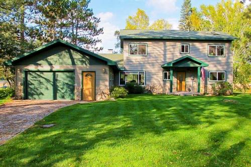 Atlanta Casa | Lakeview Getaway