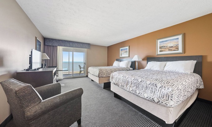 Put-in-Bay Hotel | Lakeview Hotel Room with Balcony