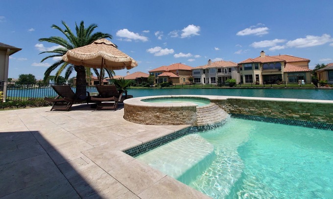 George Bush Park/Eldridge Casa | Lakeview Luxury House