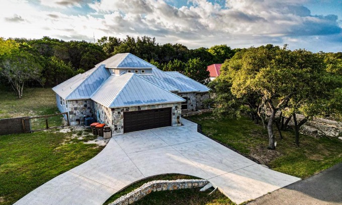 Canyon Lake Casa | Lakeview Luxury