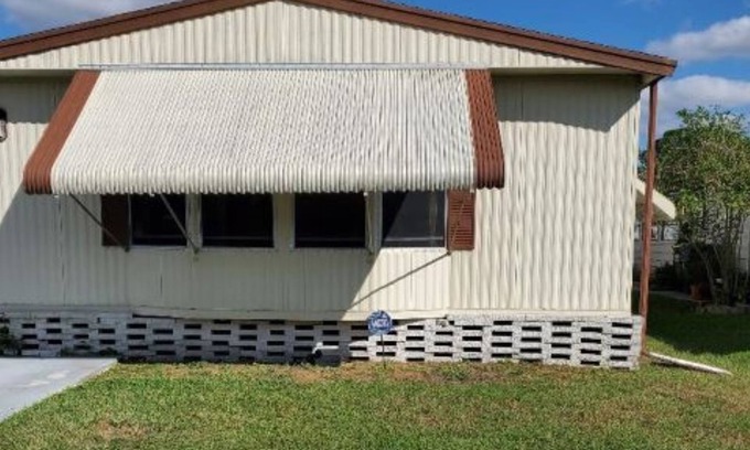 Auburndale Casa | Lakeview!!
