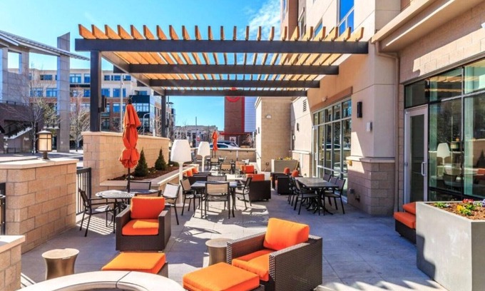 Belmar Casa | Lakewood, Colo., Extended Stay Room Near Denver Federal Center