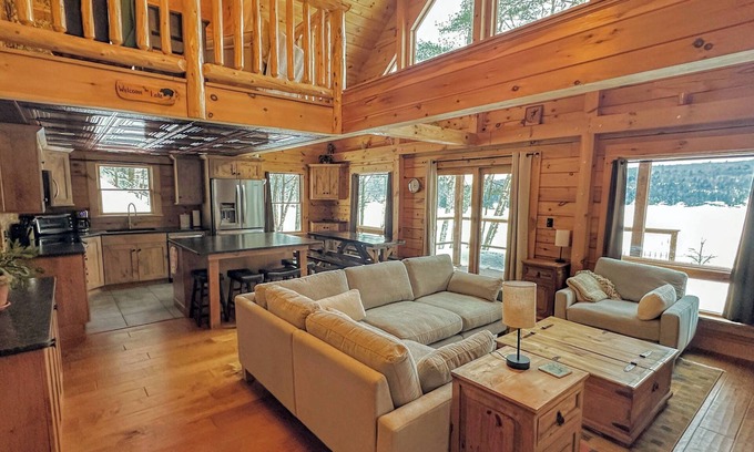 Eastern Vermont Cabina | Lakewood Lodge
