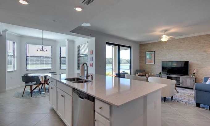 Lakewood Ranch Condominio | Lakewood National 2brm Condo with Golf Access