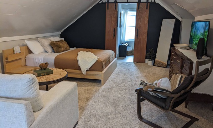 Howard Apartamento | Lakewoods Urban Suite