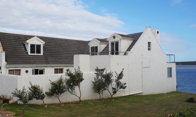 Port Beaufort Casa | Lalamanzi on Breede