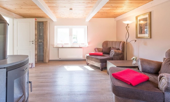 Rodemis Casa | LaLu holiday home in Husum for up to 2 people