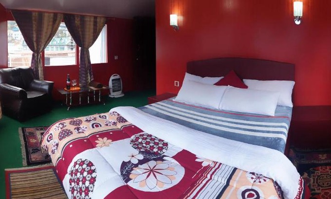 Lukla Cabina | Lama Hotel - Cafe De Himalaya