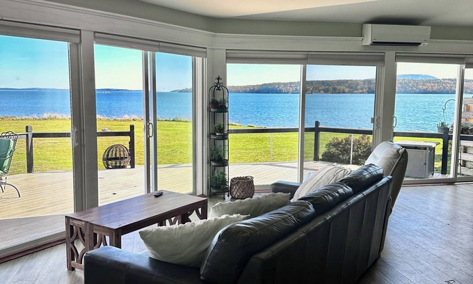Lamoine Beach Casa | Lamoine Beach House