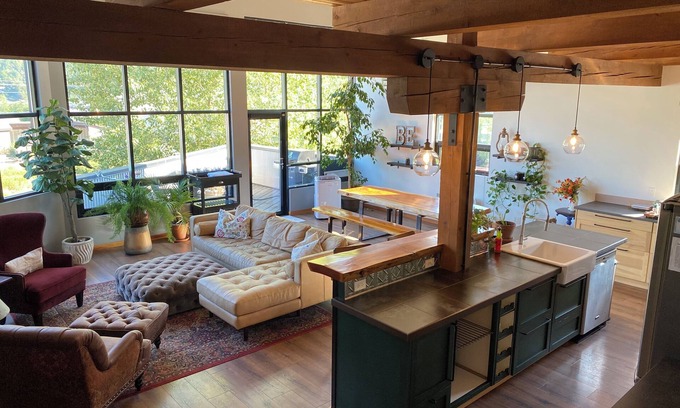 Nelson Casa | MAGNÍFICO GRAND LOFT a pasos de cafés / cafeterías del centro