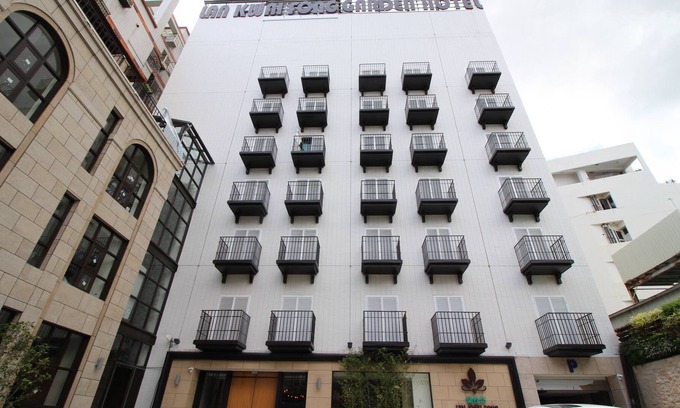 East District Hotel | Lan Kwai Fong Garden Hotel