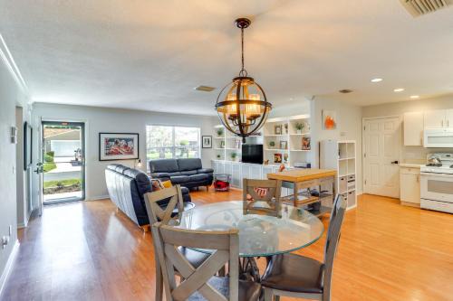 Sanibel Casa | Lanai and Gas Grill Bright Home in The Villages!